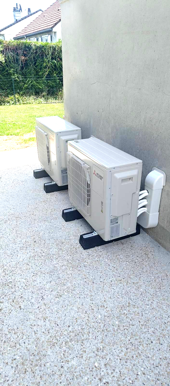 pose de pompe à chaleur 77